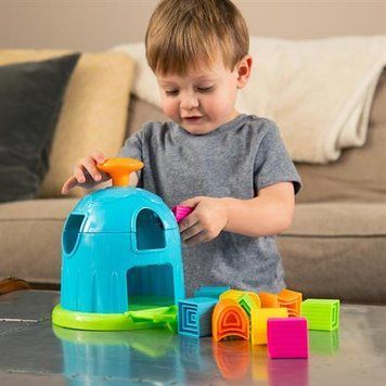 Сортер &laquo;Фабрика форм&raquo; Shape Factory, Fat Brain Toys